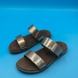 Topshop Slides